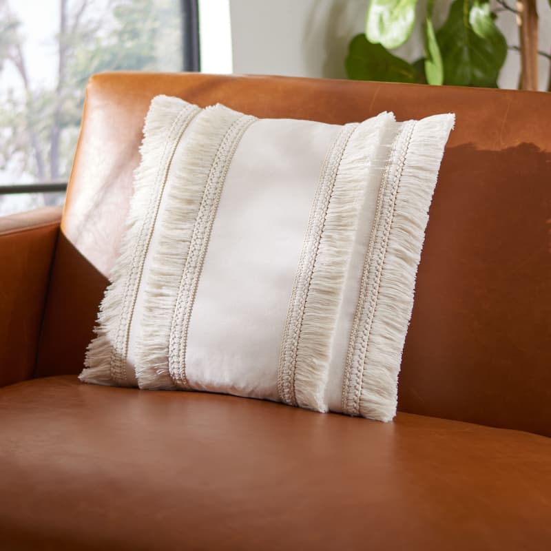 SAFAVIEH Ilmi Boho Fringe Decorative Accent Throw Pillow - White - 16Wx16L