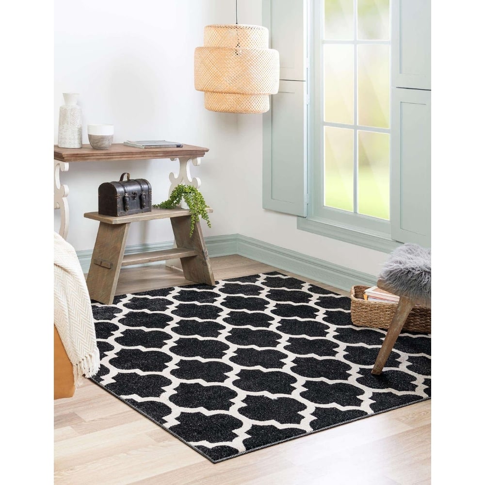 Contemporary Akiva Collection Area Rug