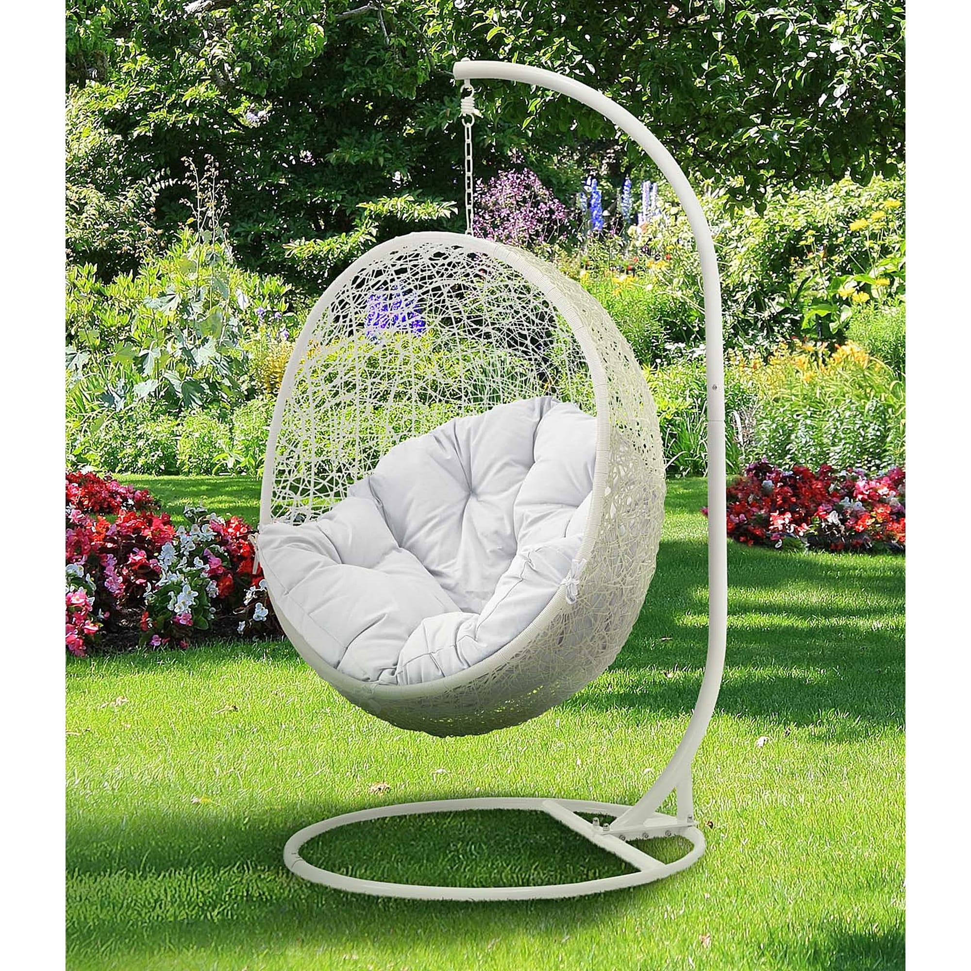 White rattan 2025 hanging chair