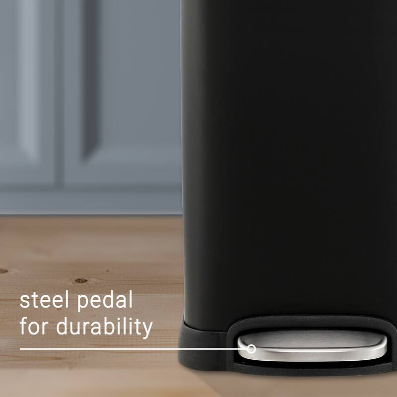 happimess Betty Retro Mini 3.2-Gallon Step-Open Trash Can