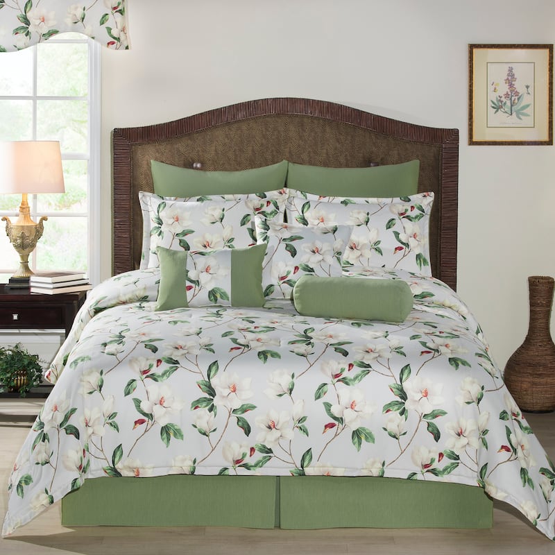 Magnolia Lane Comforter Set