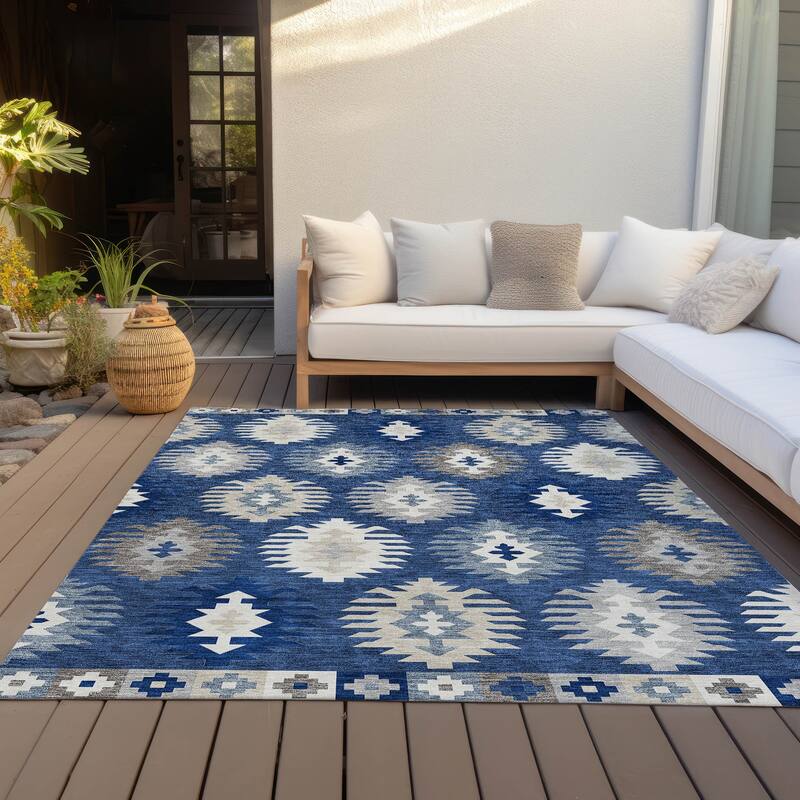 Machine Washable Indoor/ Outdoor Boho Tribal Chantille Rug
