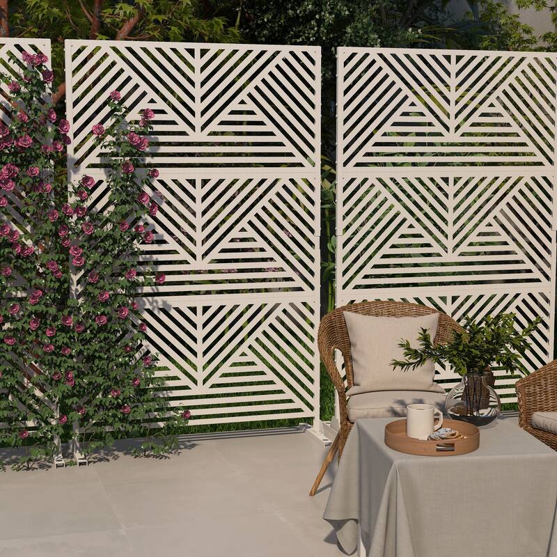 Free Standing Decorative Outdoor Privacy Screen