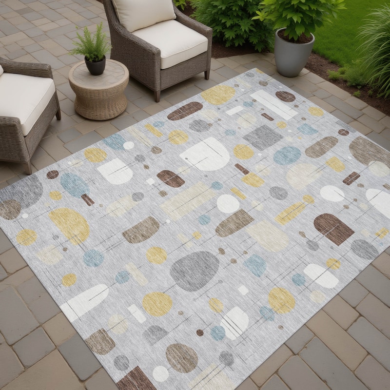 Machine Washable Indoor/ Outdoor Contemporary Fun Chantille Rug