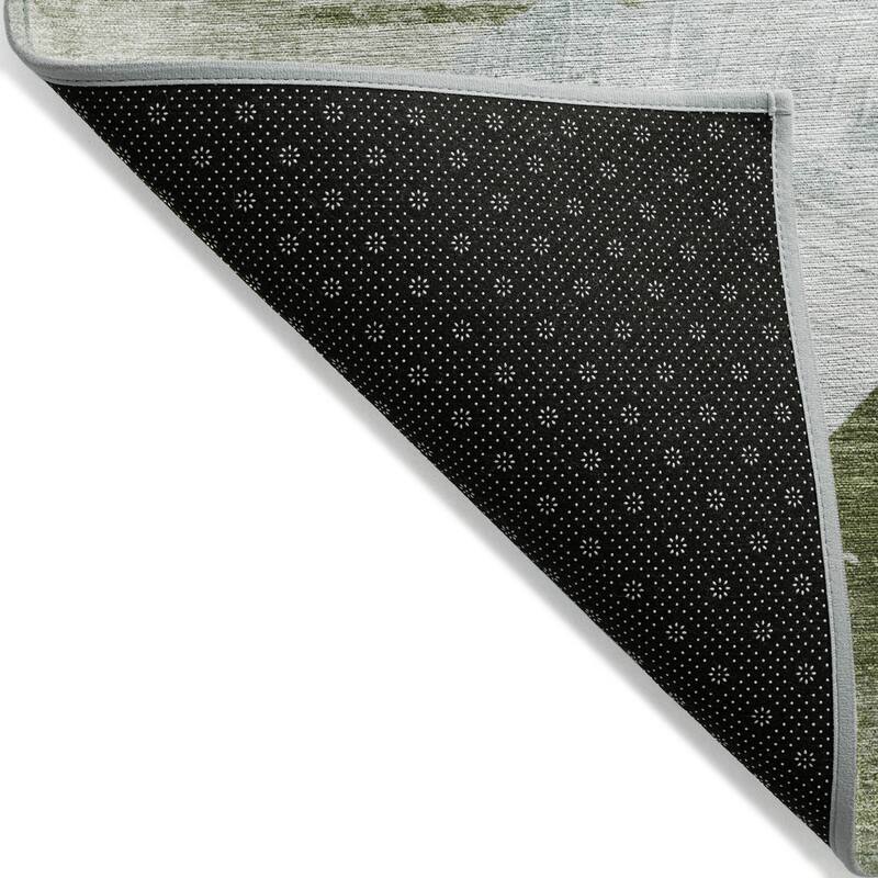 Machine Washable Indoor/Outdoor Modern Leaf Chantille Rug