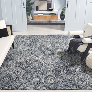 SAFAVIEH Handmade Ikat Madyson Wool Rug