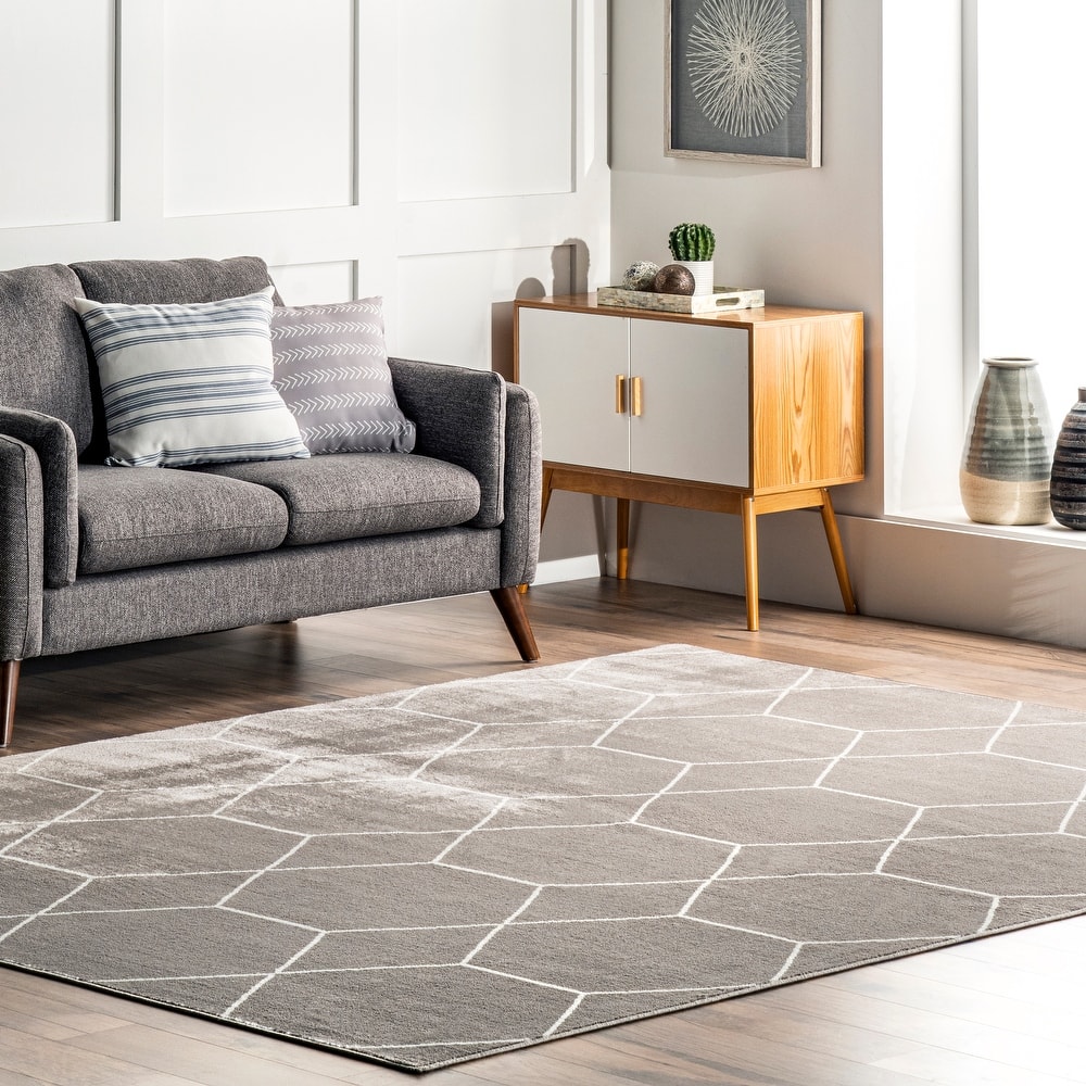 Nuloom Veronica Geometric Honeycomb Area Rug