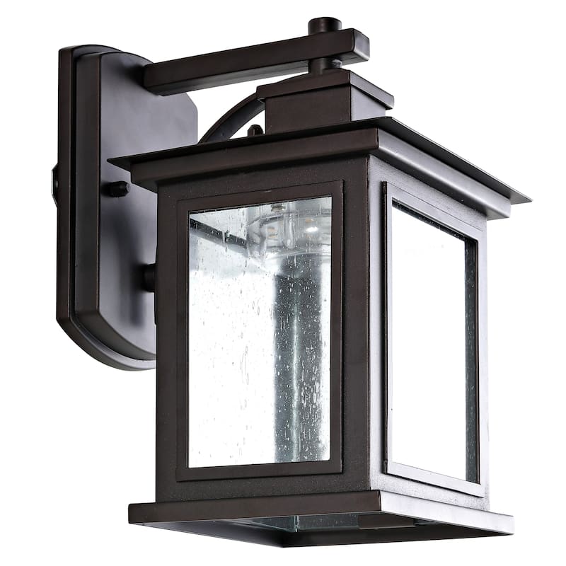 SAFAVIEH Hjalmdis Outdoor Wall Lantern - 6.6"x7.5"x9.5" - 7Wx8Dx10H