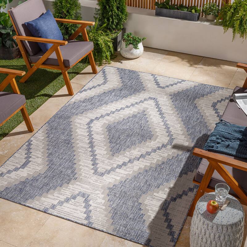 Artistic Weavers Angelita Bold Diamond Indoor/ Outdoor Area Rug - 7'10" x 10' - Blue/Grey