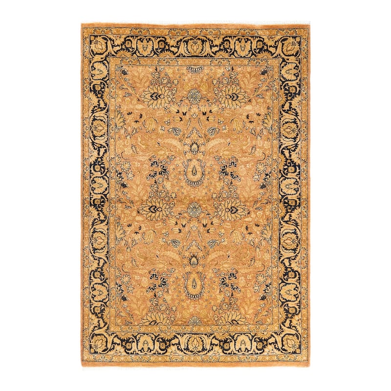 Overton Handknotted Wool Traditional Oriental Beige Area Rug - 4' x 6' - Beige - 4' x 6'