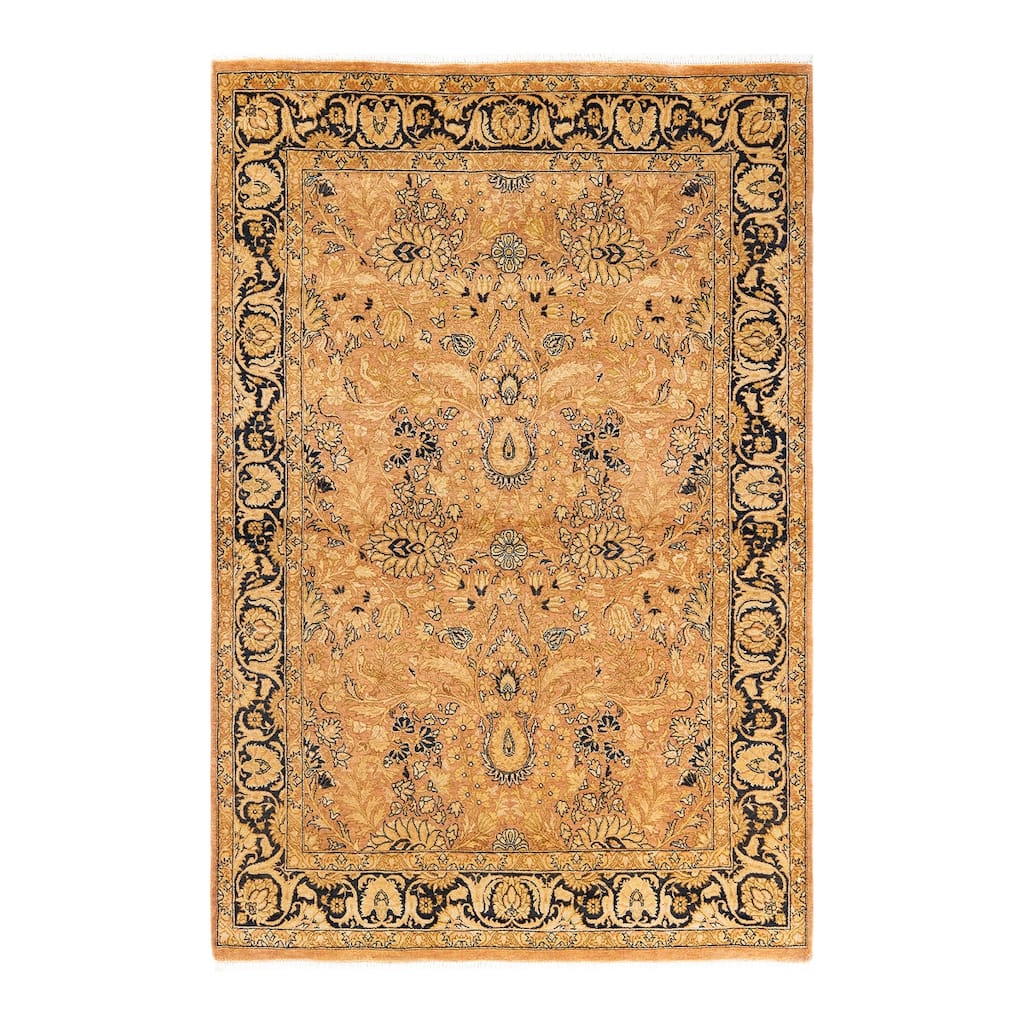 Overton Handknotted Wool Traditional Oriental Beige Area Rug - 4' x 6'