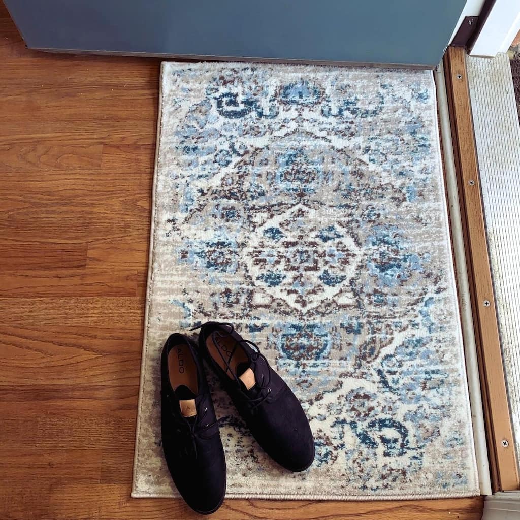 Luxe Weavers Distressed Oriental Area Rug
