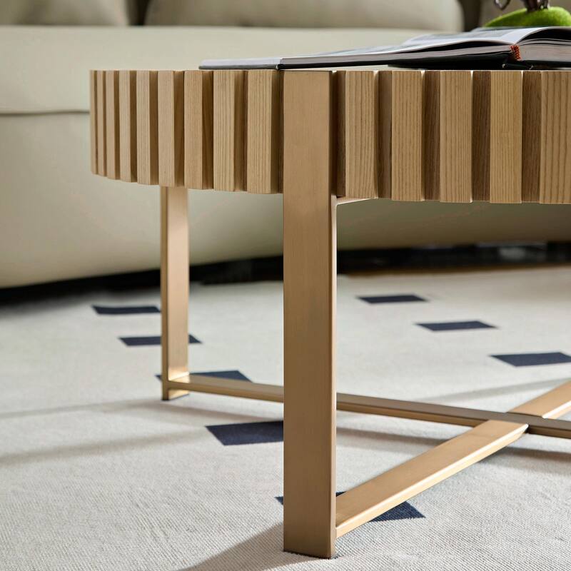 31.5 Inch Round Coffee Table with Sturdy Pedestal