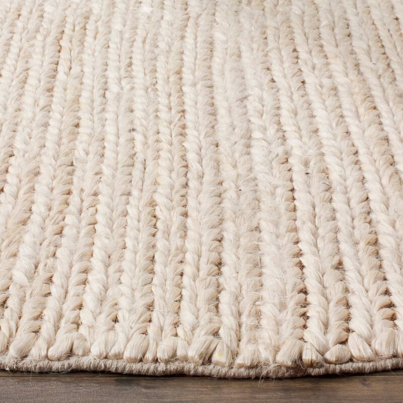 SAFAVIEH Handmade Natural Fiber Evlampia Jute Rug