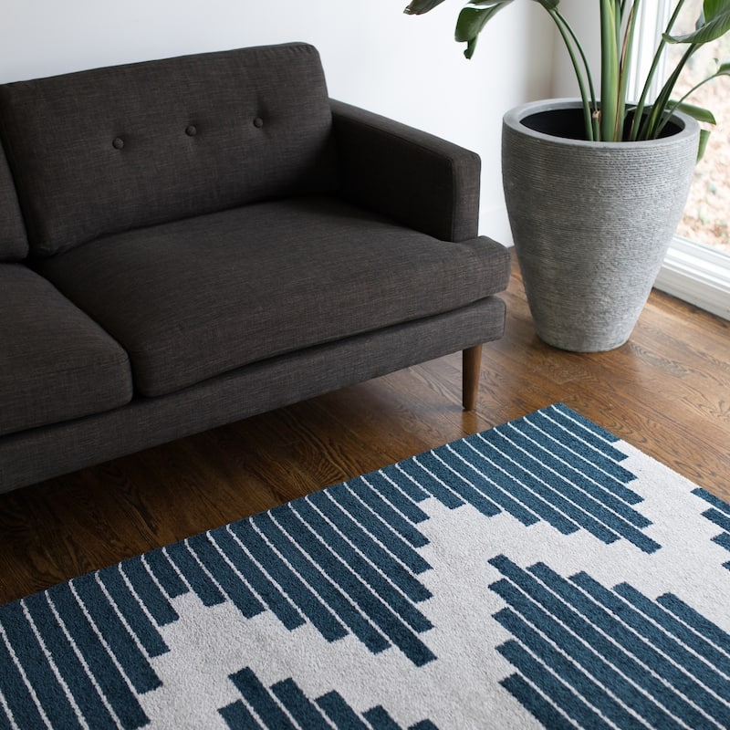 Carson Carrington Salsaker Geometric Area Rug