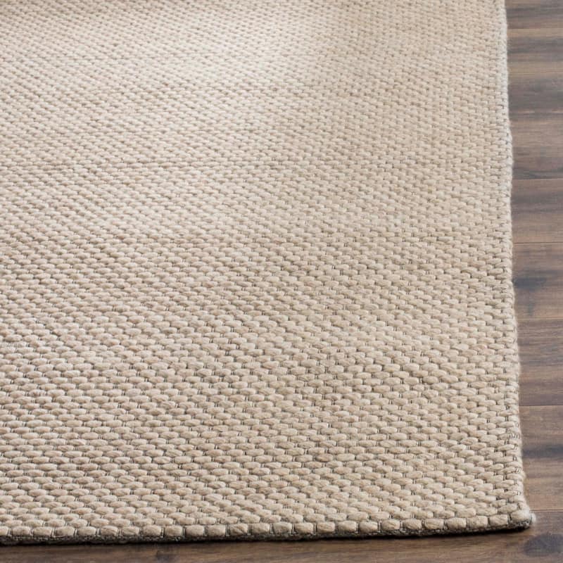 SAFAVIEH Handmade Natura Refiqe Wool Rug