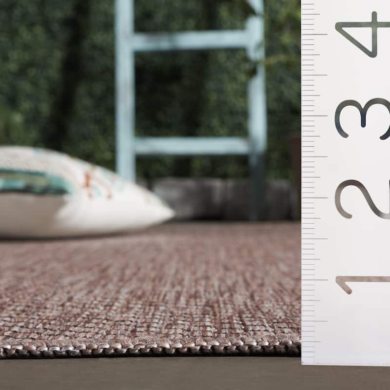 SAFAVIEH Courtyard Begajeta Indoor/Outdoor Waterproof Patio Backyard Rug.
