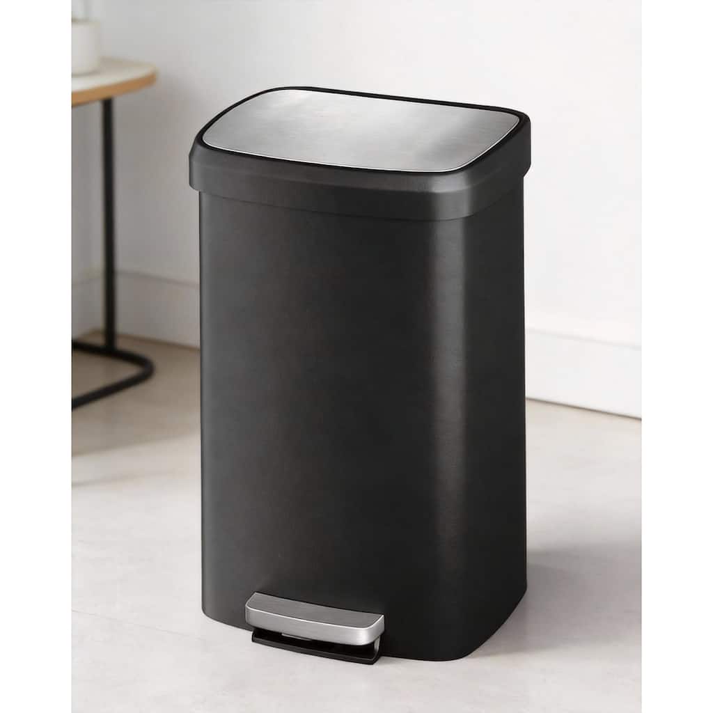 13 Gallon / 50 Liter Step-On Kitchen Trash Can