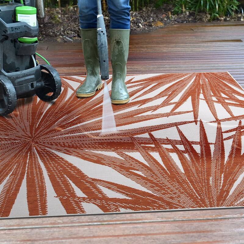 World Rug Gallery Tropical Nature Inspired Indoor/Outdoor Area Rug