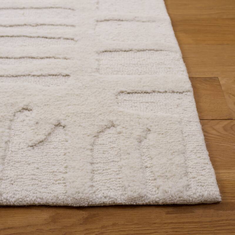 SAFAVIEH Handmade Ebony Bayla Wool Rug