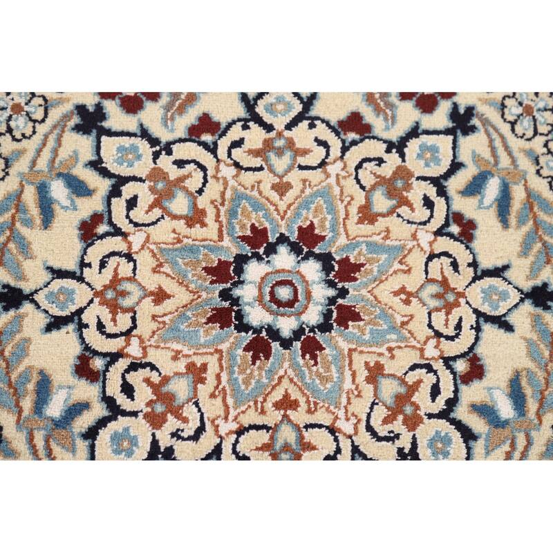Traditional Floral Nain Foyer Rug Hand-Knotted Wool Carpet - 2'11" x 4'4"