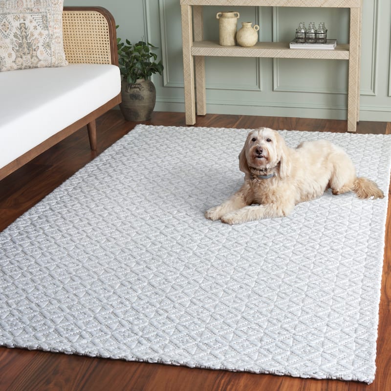 SAFAVIEH Handmade Marbella Tayler Rug