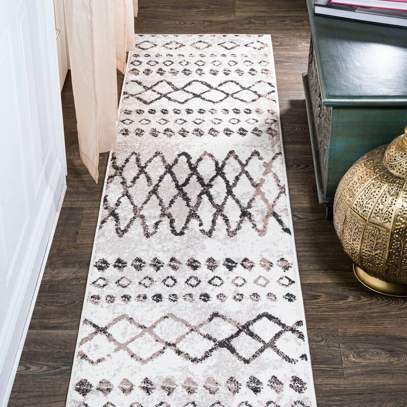 JONATHAN Y Amanar Moroccan Diamond Area Rug