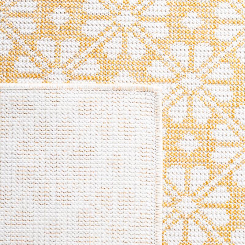 Martha Stewart by SAFAVIEH Matty Indoor/ Outdoor Rug