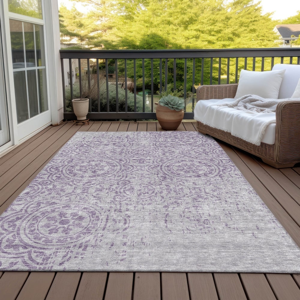 Machine Washable Indoor/ Outdoor Chantille Vintage Suzani Rug