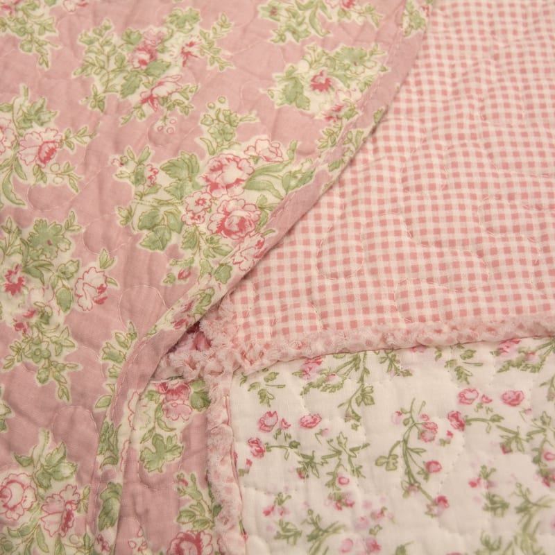 Donna Sharp Strawberry Garden Cotton Quilt Collection