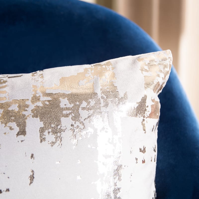 SAFAVIEH Sikira Modern Decorative Throw Pillow