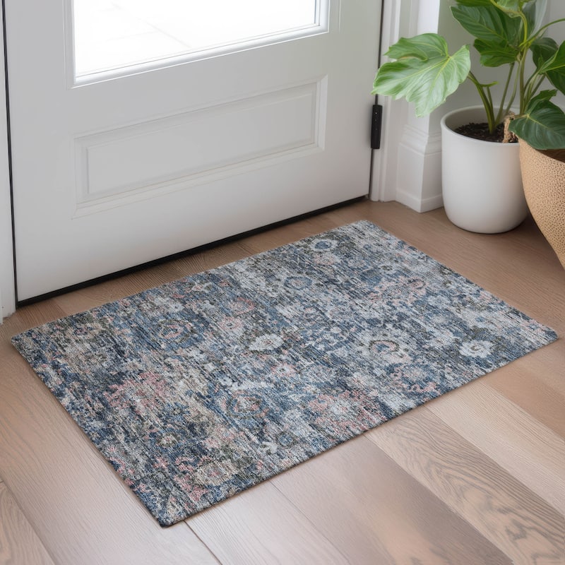 Machine Washable Indoor/ Outdoor Vintage Traditional Chantille Rug