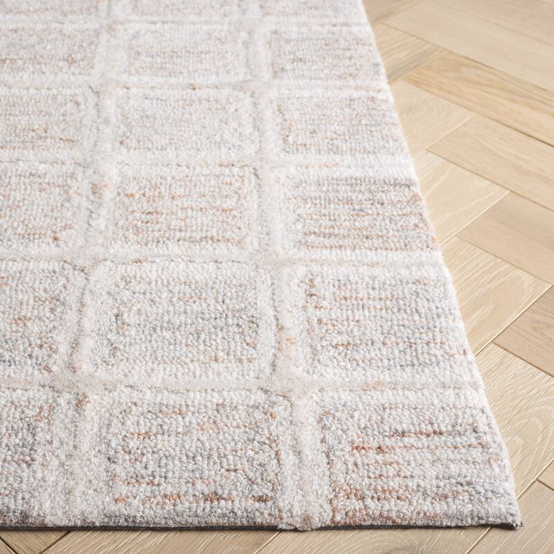 SAFAVIEH Handmade Pine Þorunn Wool Rug