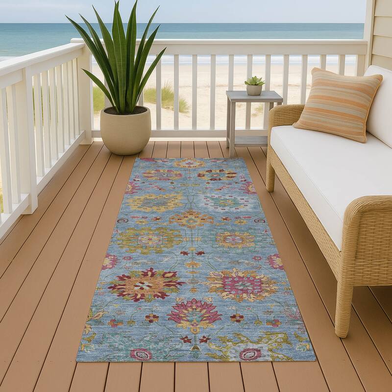 Machine Washable Indoor/ Outdoor Traditional Kashan Chantille Rug - Blue - 2'3" x 7'6"