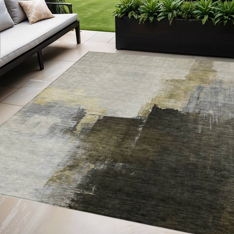 HomeRoots Abstract Transitional Rectangle Outdoor Rug - 8' X 10'