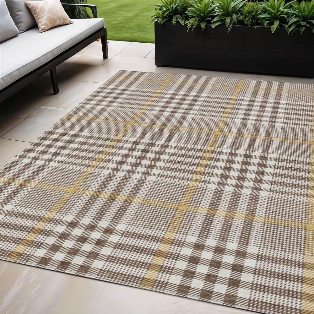 HomeRoots Plaid Transitional Rectangle Outdoor Rug