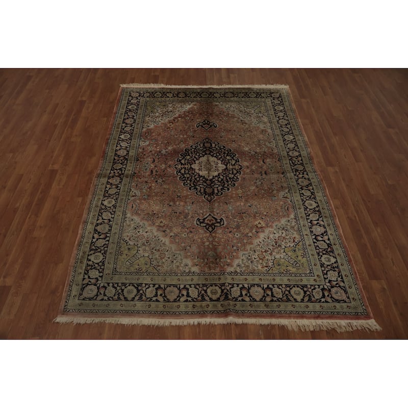 Hand Knotted Oriental Silk Carpet Traditional Floral Peach Kashmir Area Rug - 8' 0'' X 5' 8''