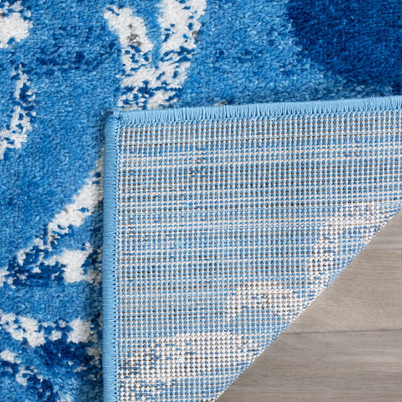 SAFAVIEH, Adirondack Rena Damask Floral Distressed Rug