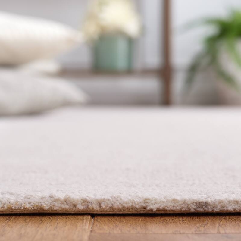 SAFAVIEH Handmade Outdoor Florência Micro-Loop Rug - 4' x 6' - Beige