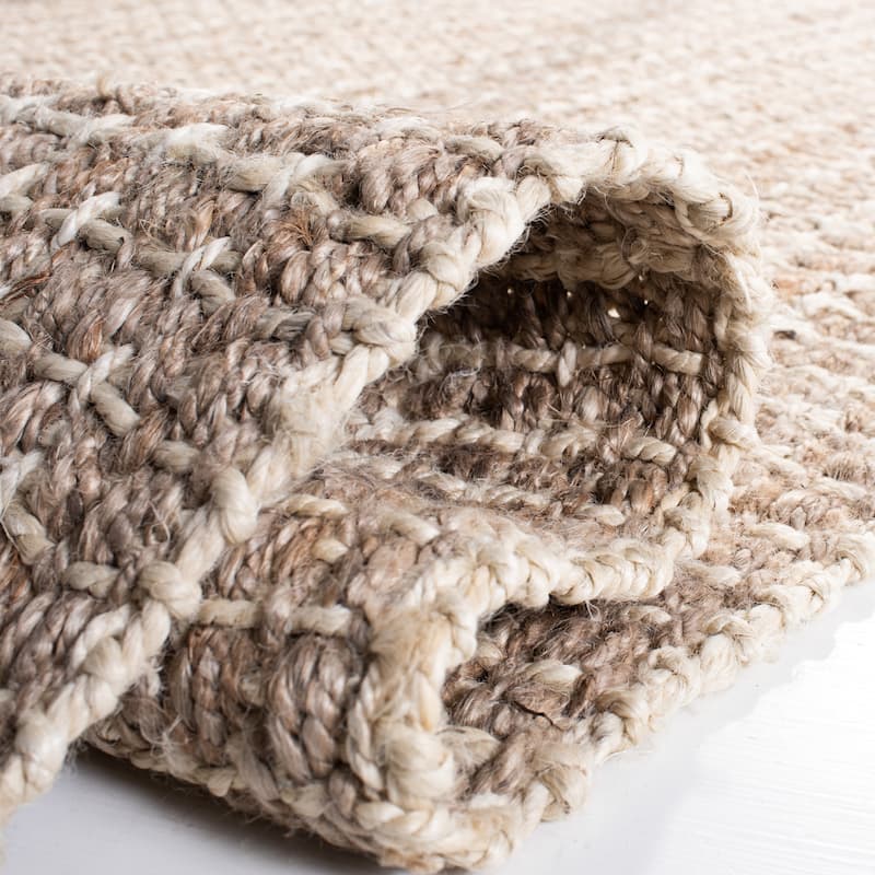 SAFAVIEH Handmade Natural Fiber Valdete Jute Rug