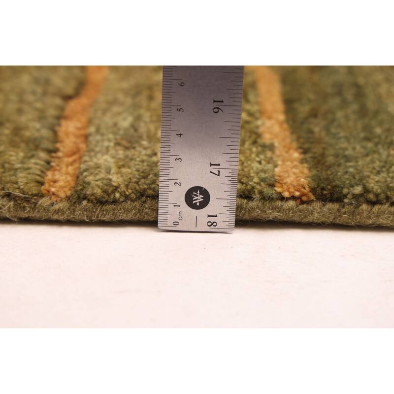 ECARPETGALLERY Hand-knotted Peshawar Ziegler Green Wool Rug - 5'1 x 7'0