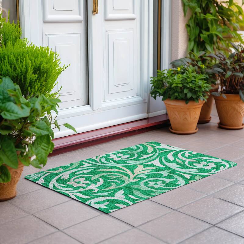 Machine Washable Indoor/ Outdoor Chantille Floral Scroll Rug - Green - 1'8" x 2'6"
