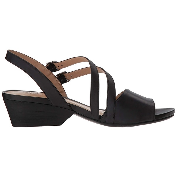 naturalizer gigi sandals