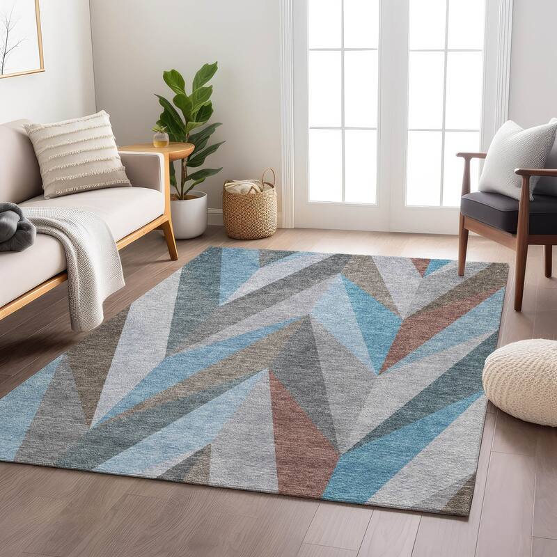 Machine Washable Indoor/ Outdoor Modern Chevron Chantille Rug