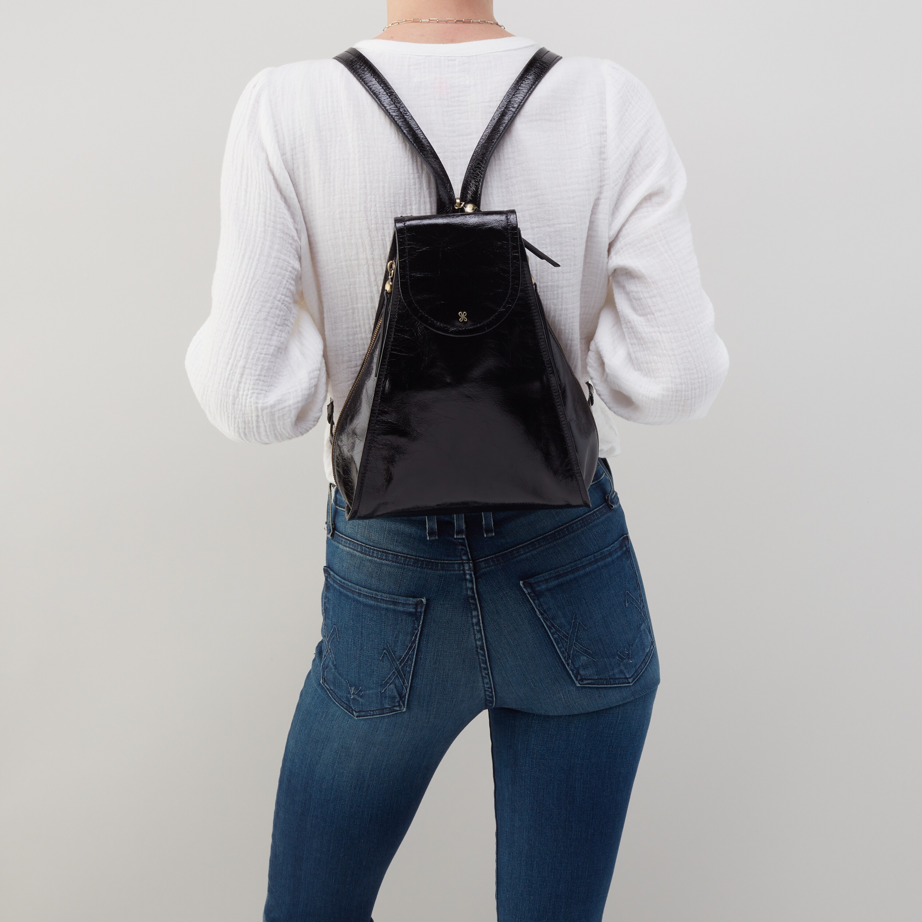 HOBO Betta Convertible Leather Sling Backpack - Overstock  display picture 1