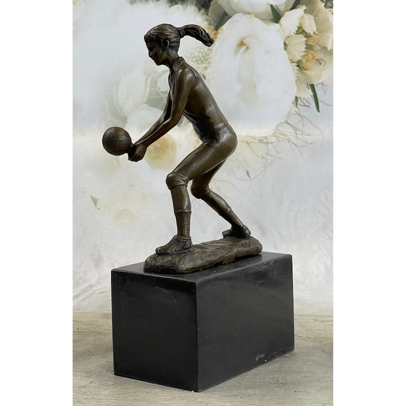 Girl Volleyball Olympic Sport Game Bronze Figurine Statue Hot Cast Sculpture Art
