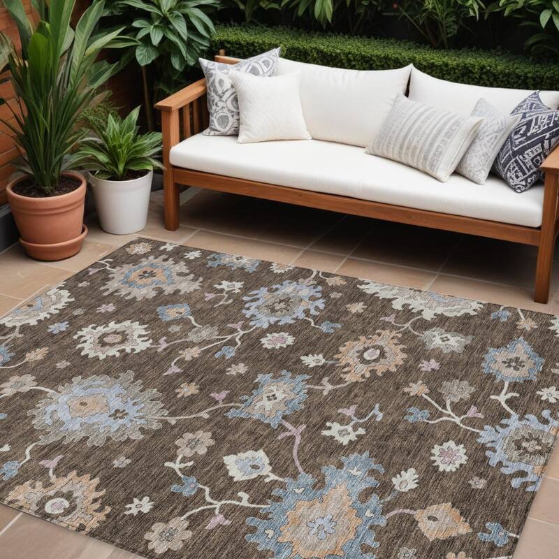 HomeRoots Floral Transitional Rectangle Outdoor Rug - 9' X 12'