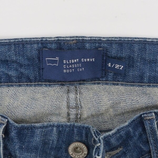 levi slight curve jeans