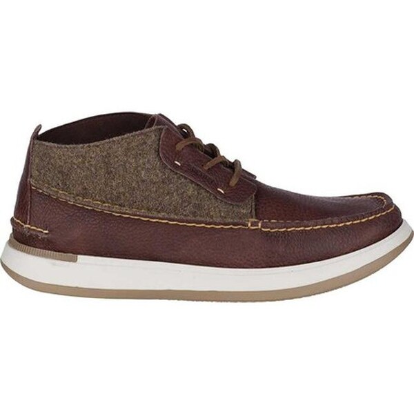 sperry caspian chukka