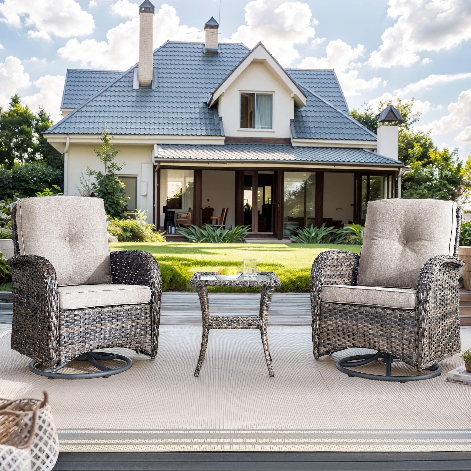 Option Brown Wicker / Beige Cushion